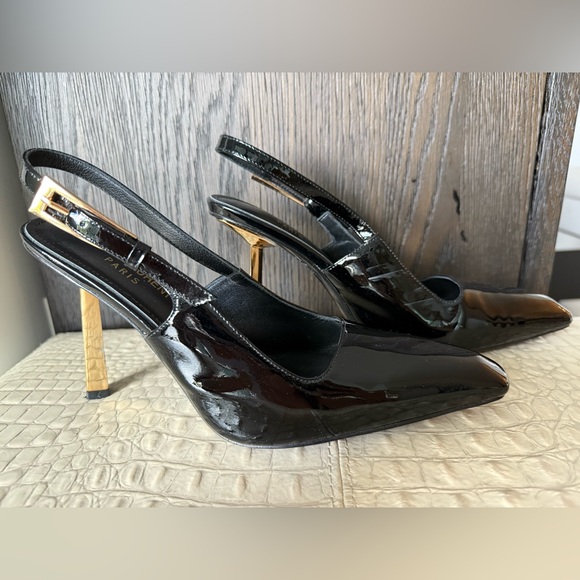 Brand inspired Black Leather Sandals with Gold Detail. Not Designer. Size 40 - Picture 4 of 10